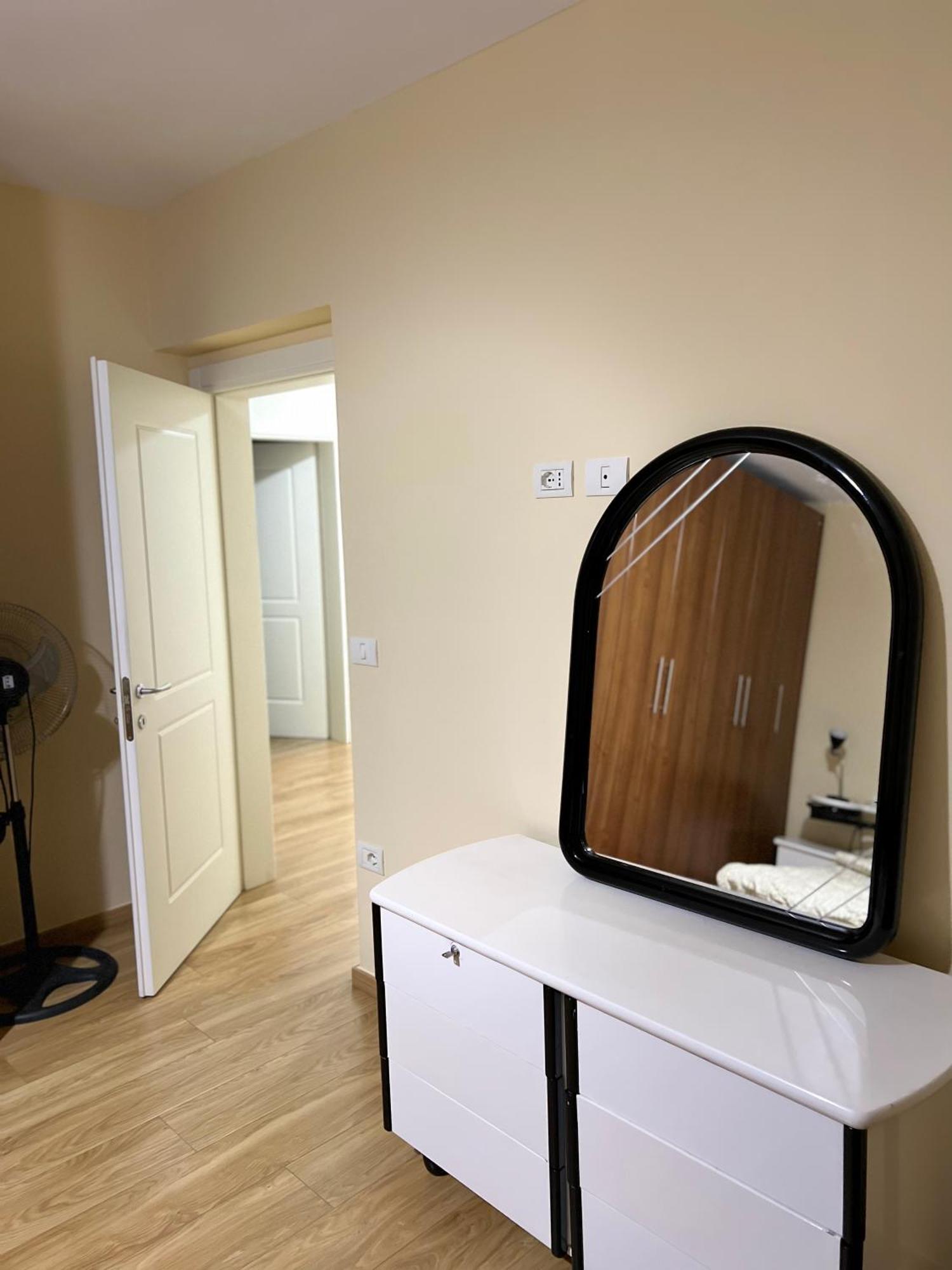 טיראנה Skanderbeg Square Apartment מראה חיצוני תמונה
