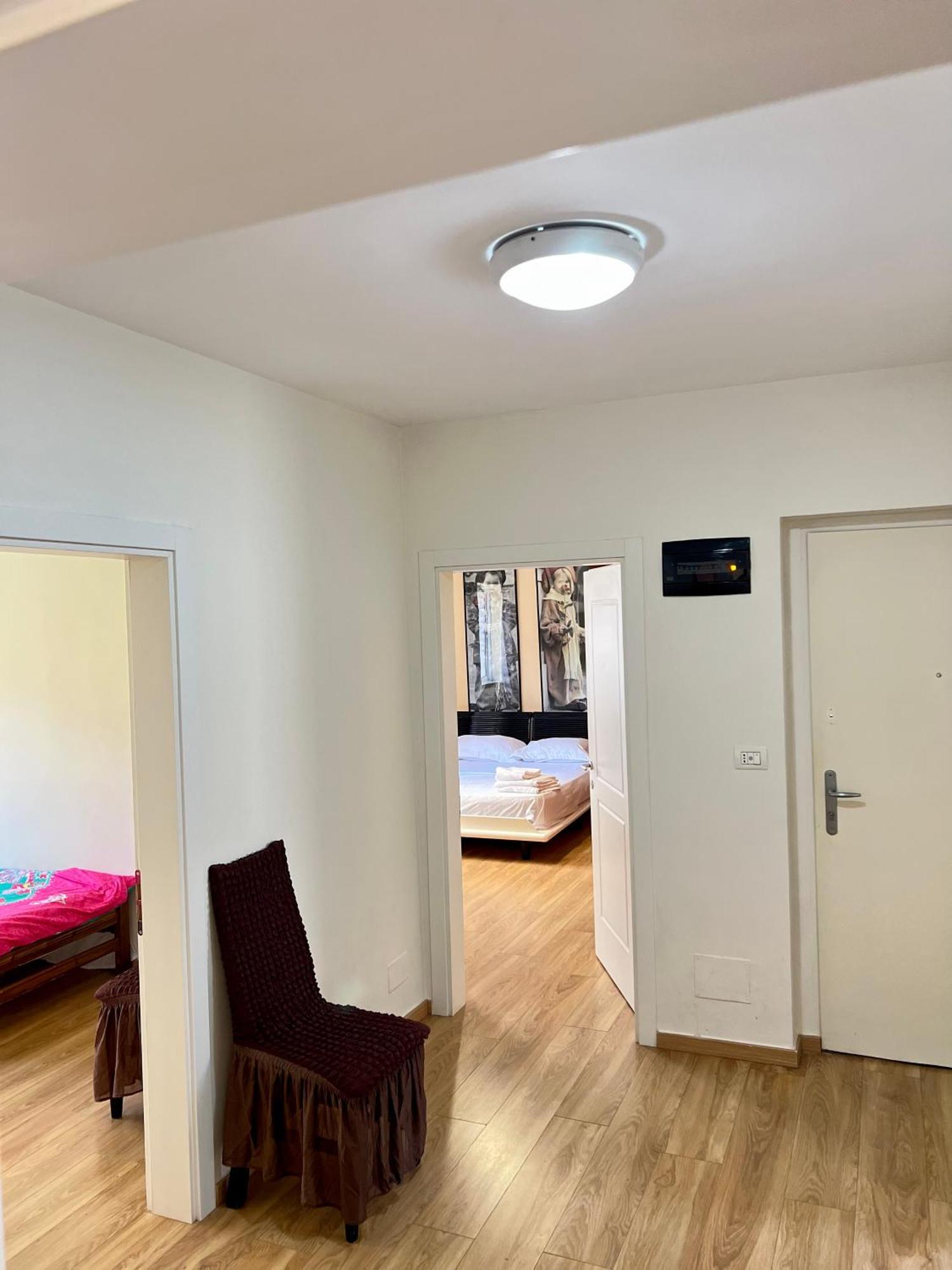 טיראנה Skanderbeg Square Apartment מראה חיצוני תמונה