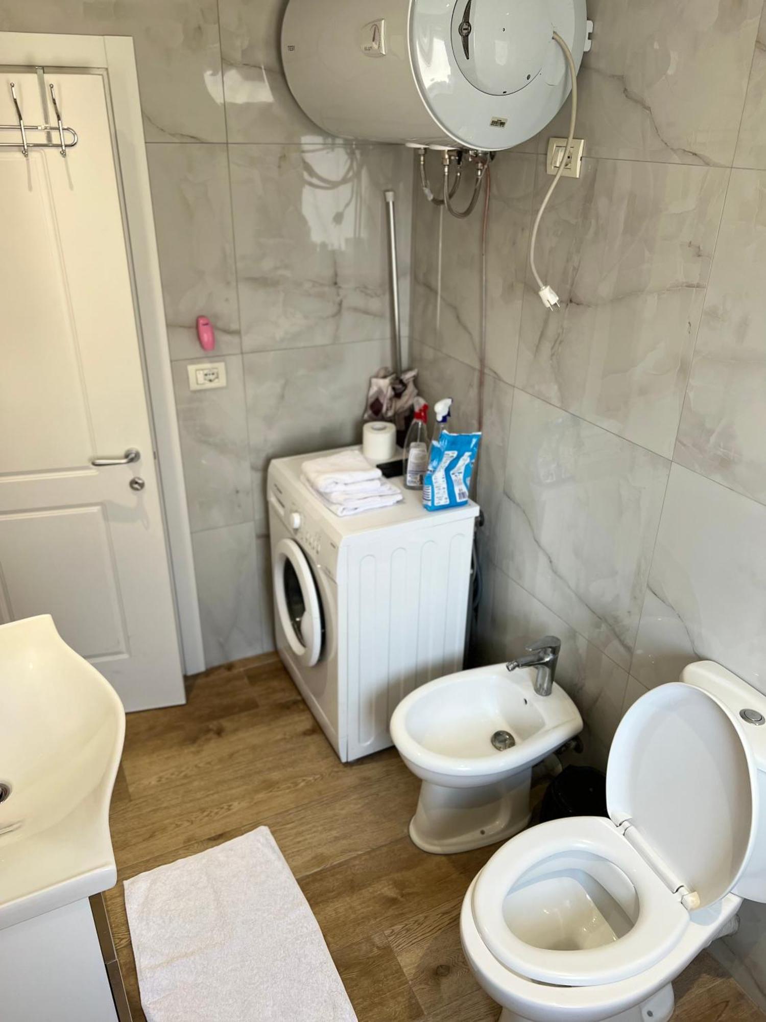 טיראנה Skanderbeg Square Apartment מראה חיצוני תמונה