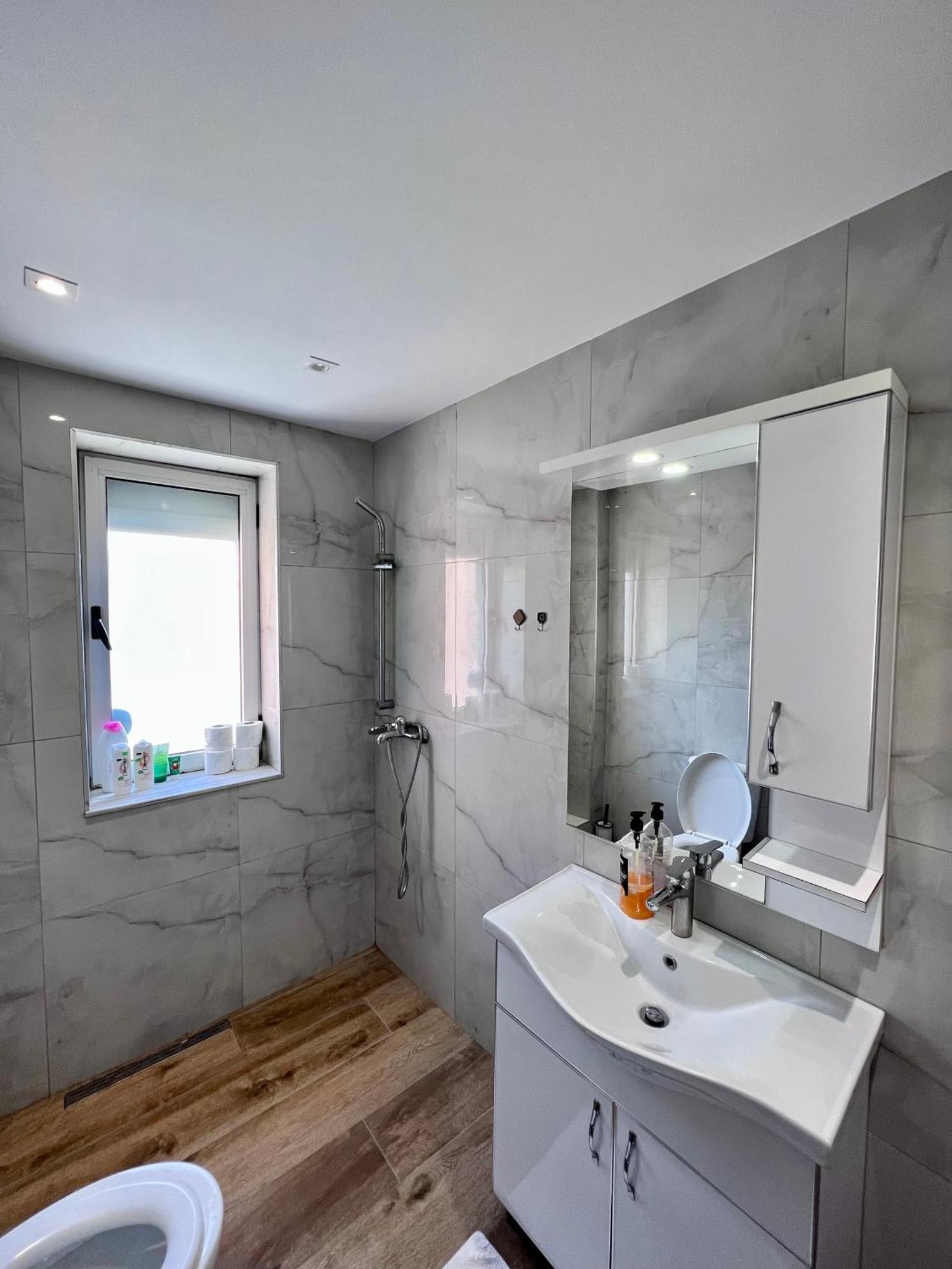 טיראנה Skanderbeg Square Apartment מראה חיצוני תמונה